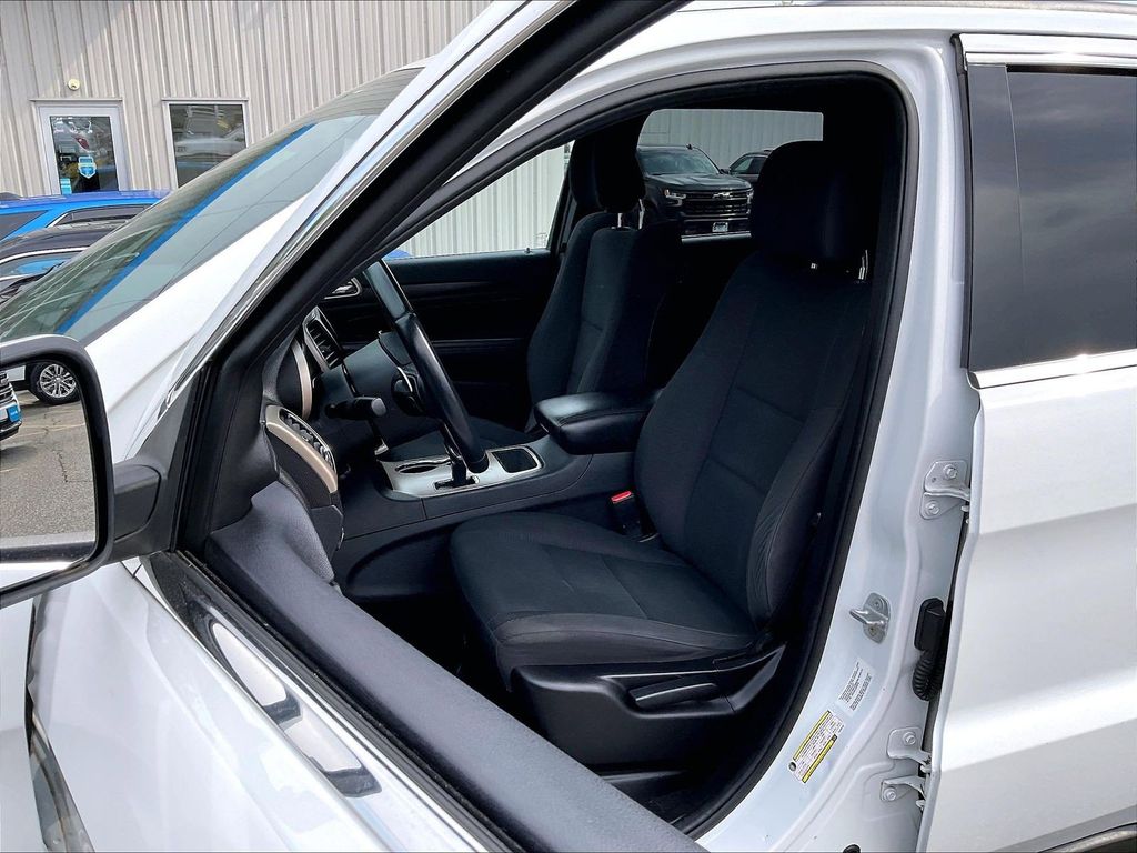 2014 Jeep Grand Cherokee — photo 10