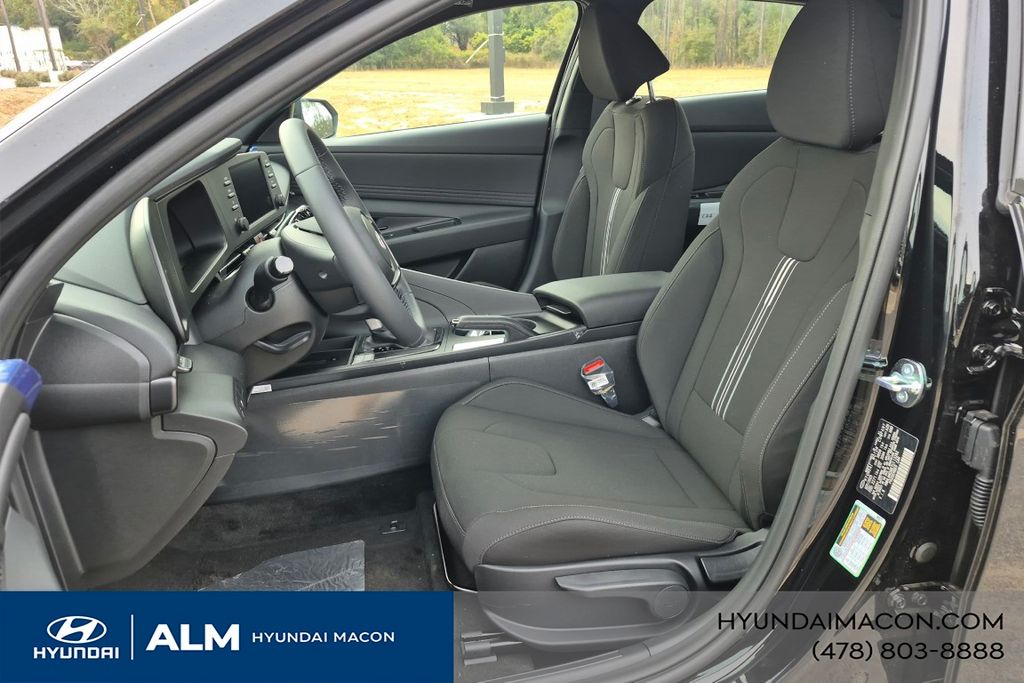 New 2026 Black HYUNDAI SEL Sport Plus image 16