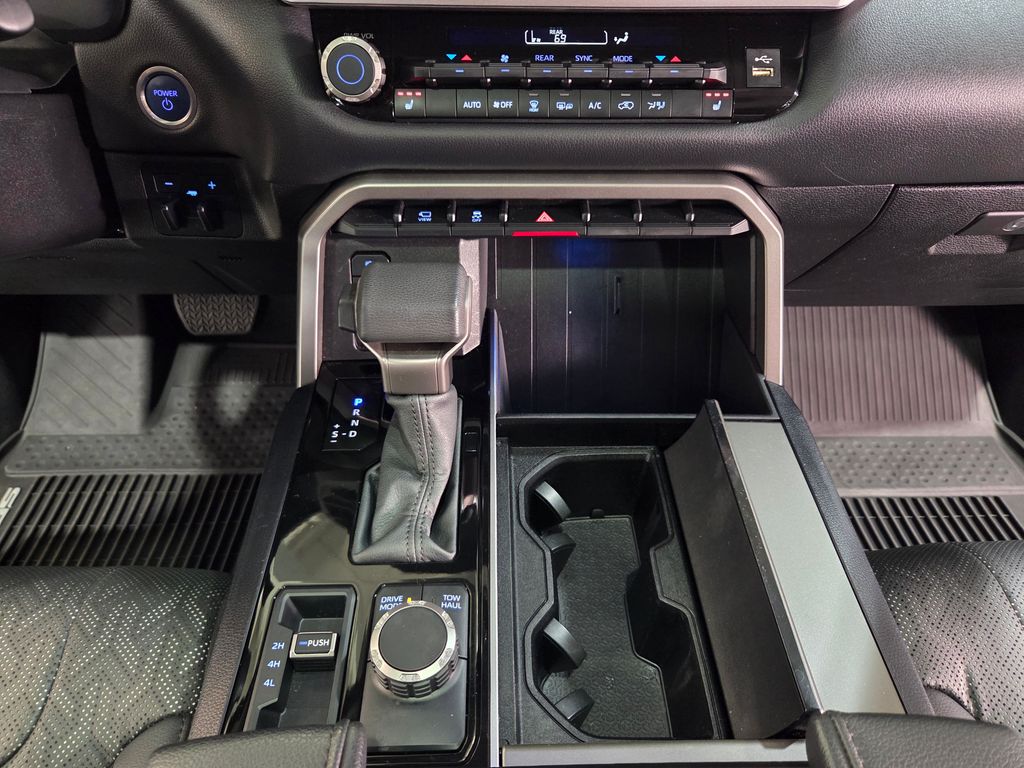 2023 Toyota Sequoia SR5