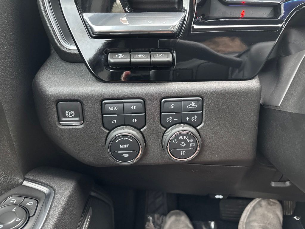 Used 2025 Chevrolet Silverado 2500HD Truck