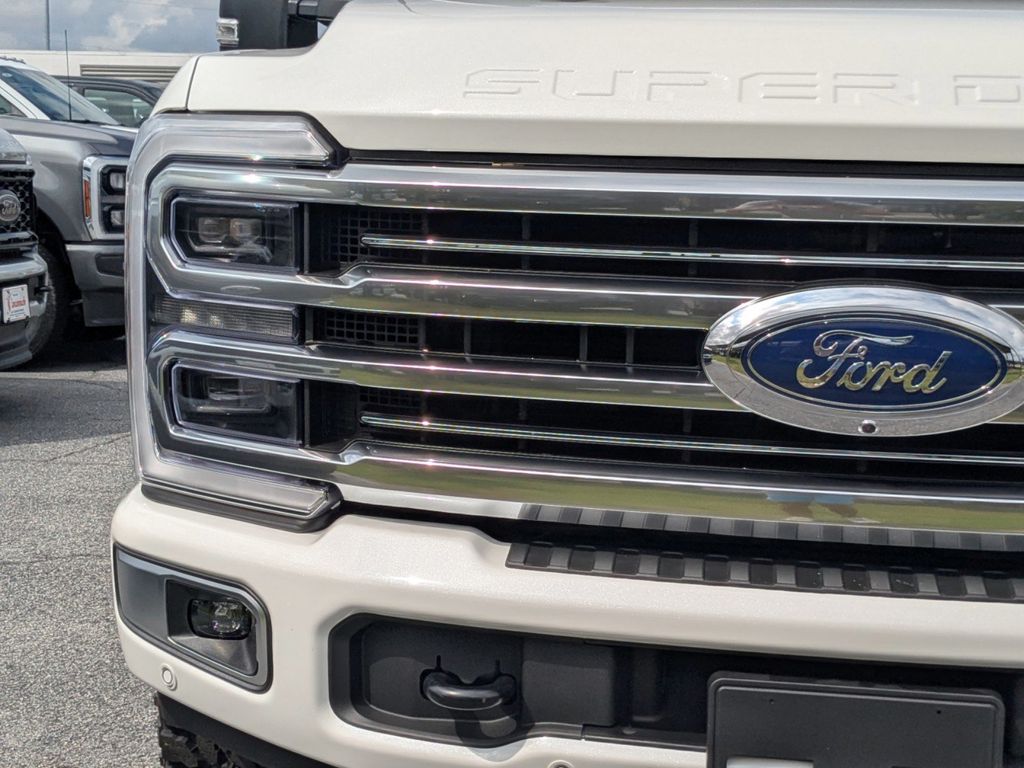 2025 Ford F-250 Platinum