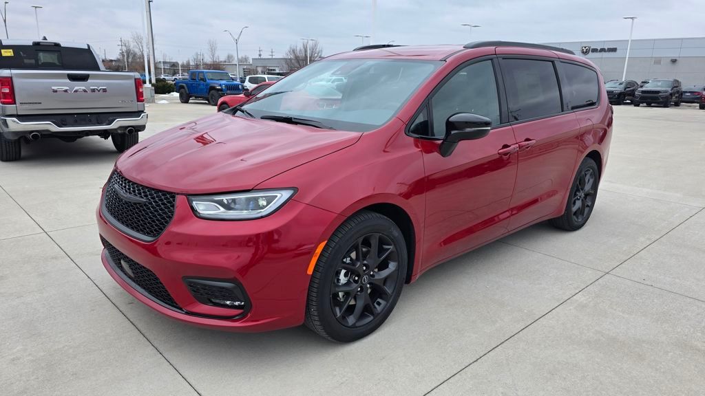 2026 Chrysler Pacifica