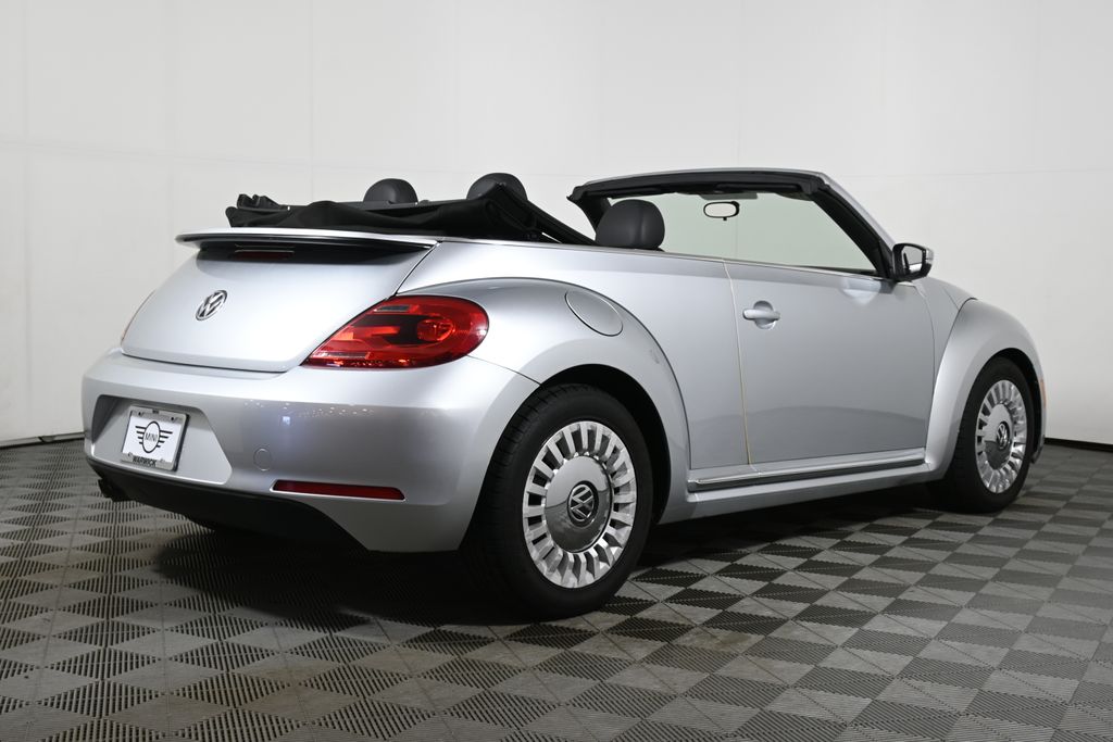 2015 Volkswagen Beetle  14