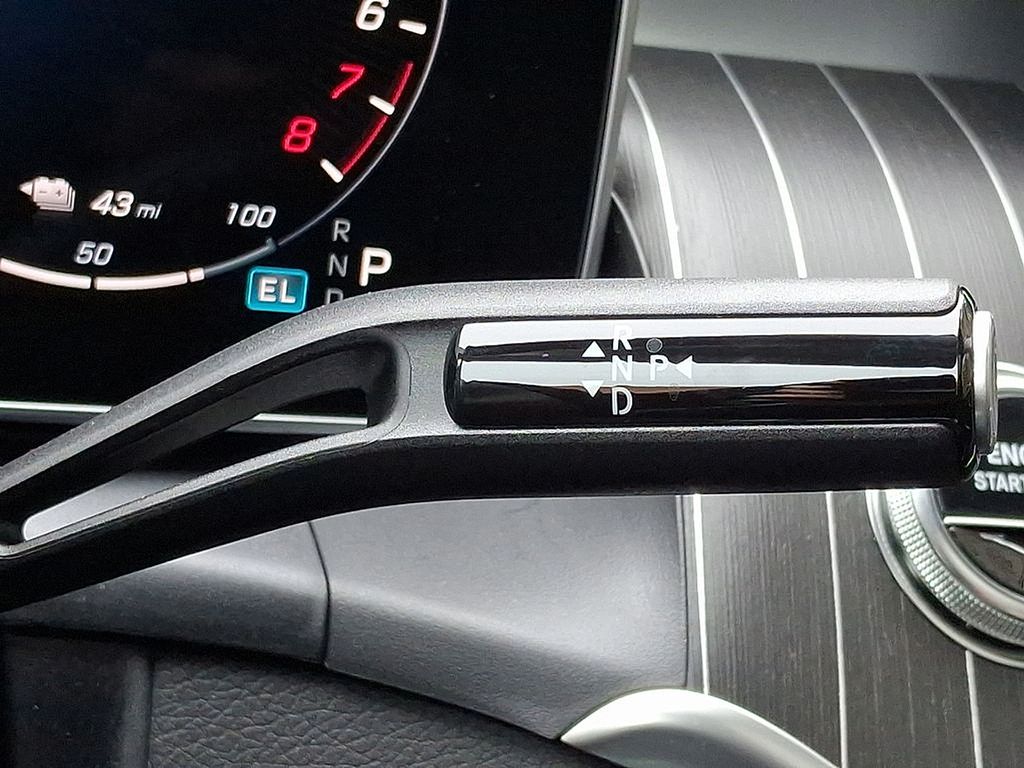 Thumbnail: 2025 Mercedes-Benz GLC - 11