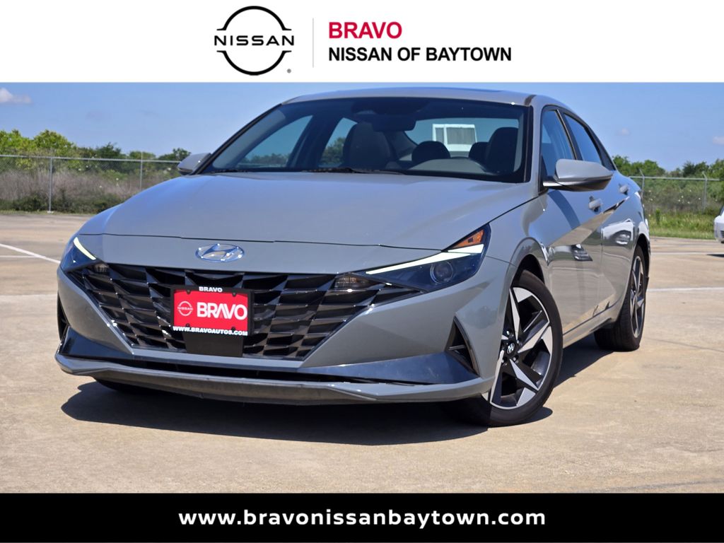 2022 Hyundai Elantra SEL