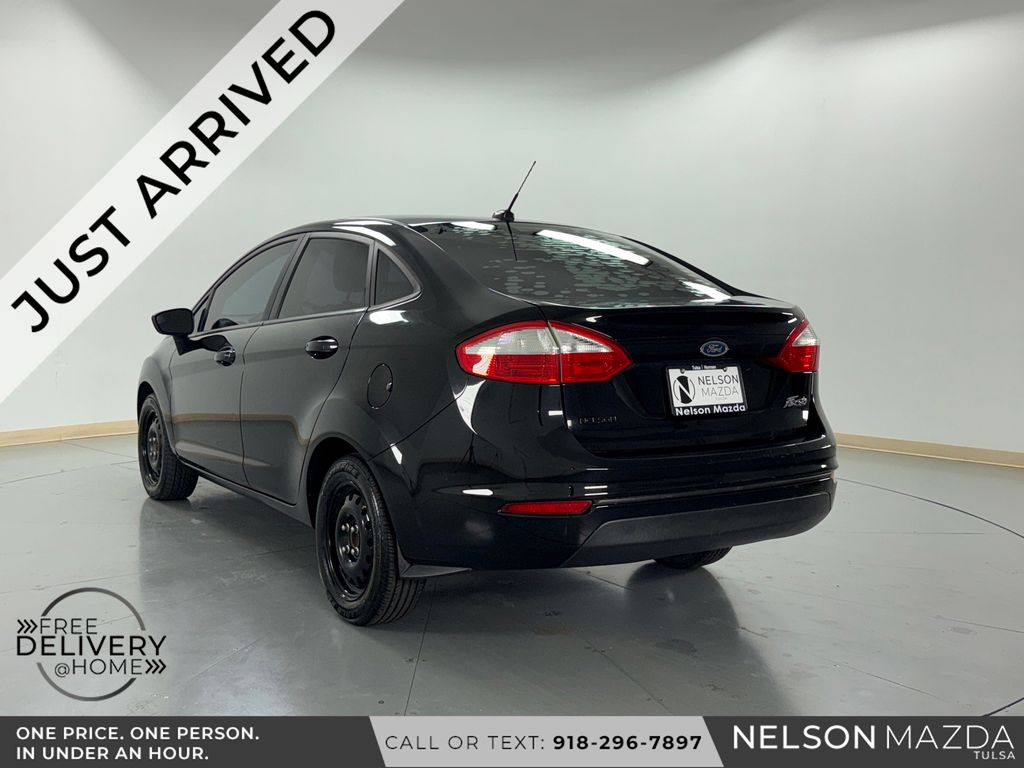 Used 2016 Black Ford S image 8