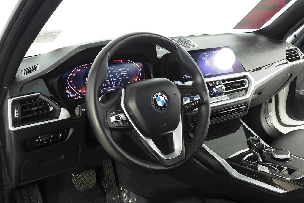 Thumbnail: 2019 BMW 3 Series - 31
