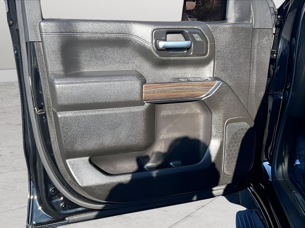 Used 2021 Chevrolet Silverado 1500 LT 4D Crew Cab