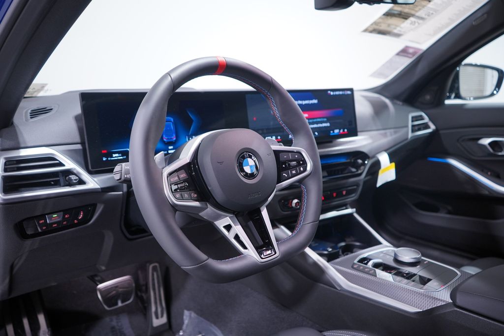 Thumbnail: 2025 BMW 3 Series - 6