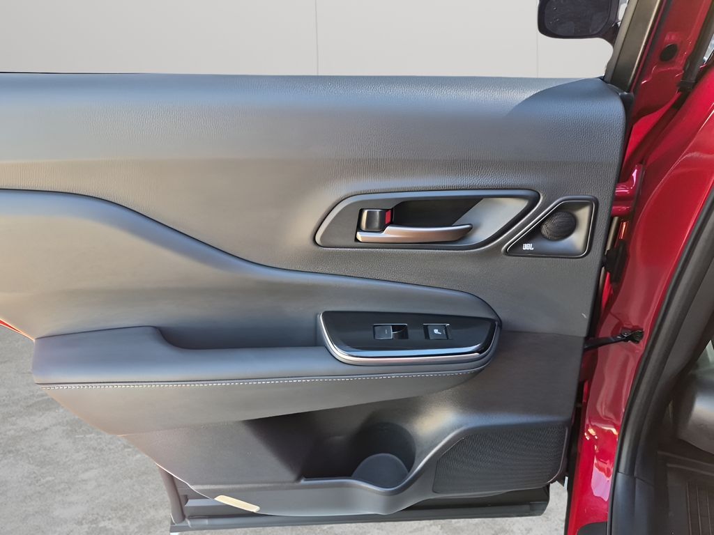 Used Car 2025 Toyota Crown Signia  Limited For Sale Under $50,000 In Austin, Texas