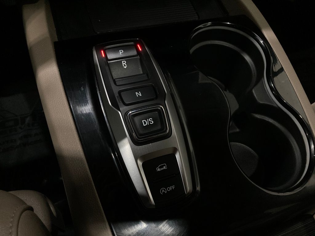 2022 Honda Pilot AWD Elite