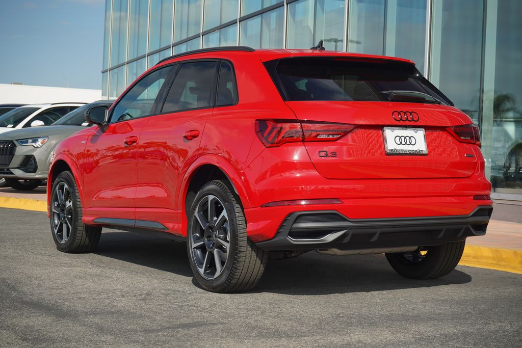 Thumbnail: 2025 Audi Q3 - 3