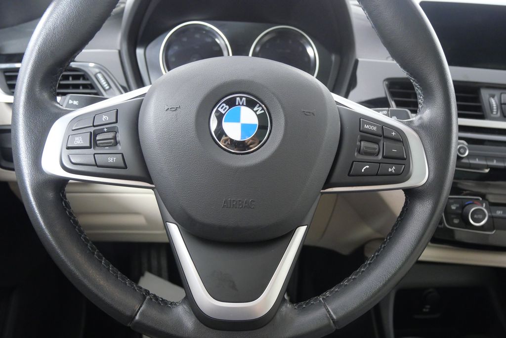2022 BMW X1 sDrive28i 18
