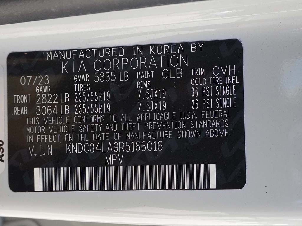 Used 2024 White Kia Wind image 55