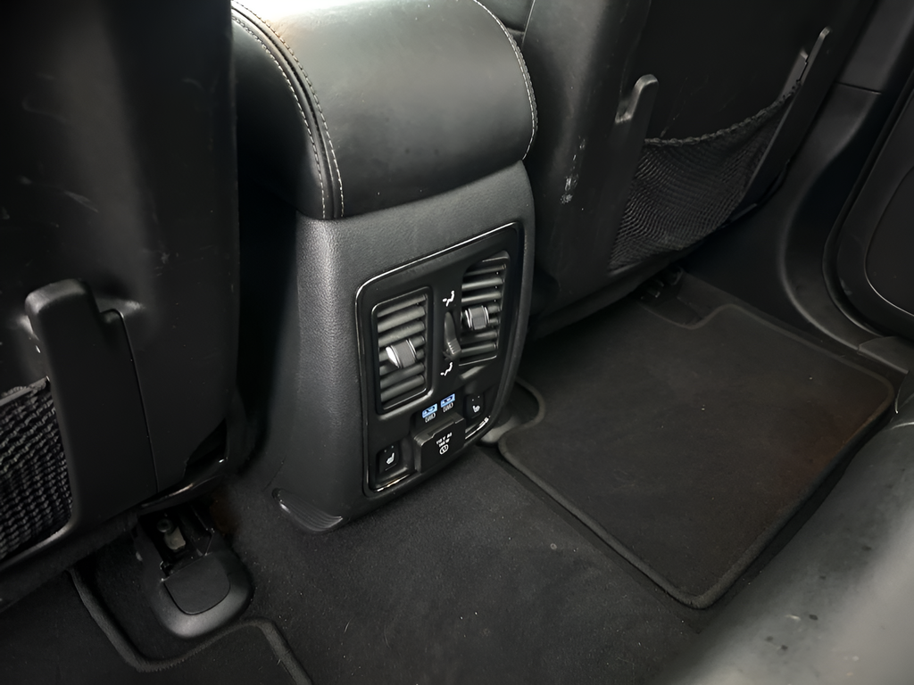 Used Car 2019 Jeep Grand Cherokee  Overland For Sale Under $20,000 In Austin, Texas