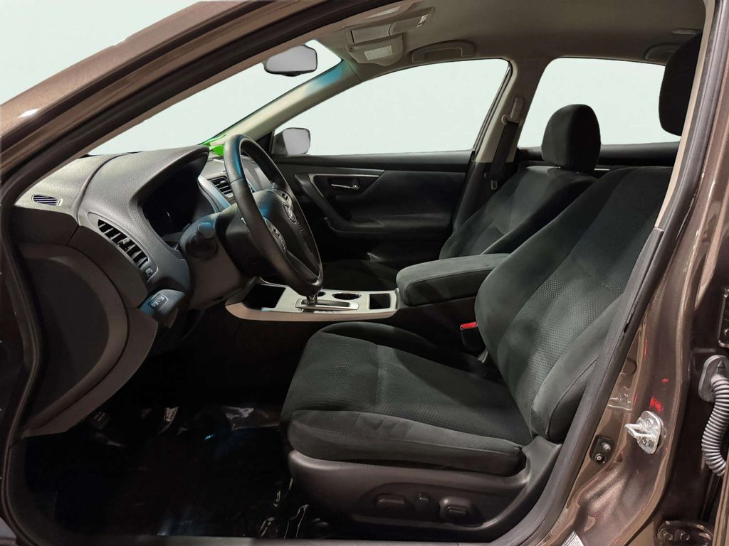 Used 2015 Java Metallic Nissan 2.5 SV image 20