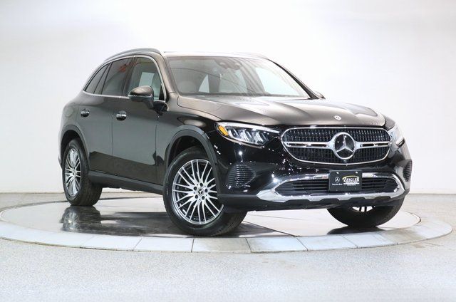 2025 Mercedes-Benz GLC 300 4MATIC