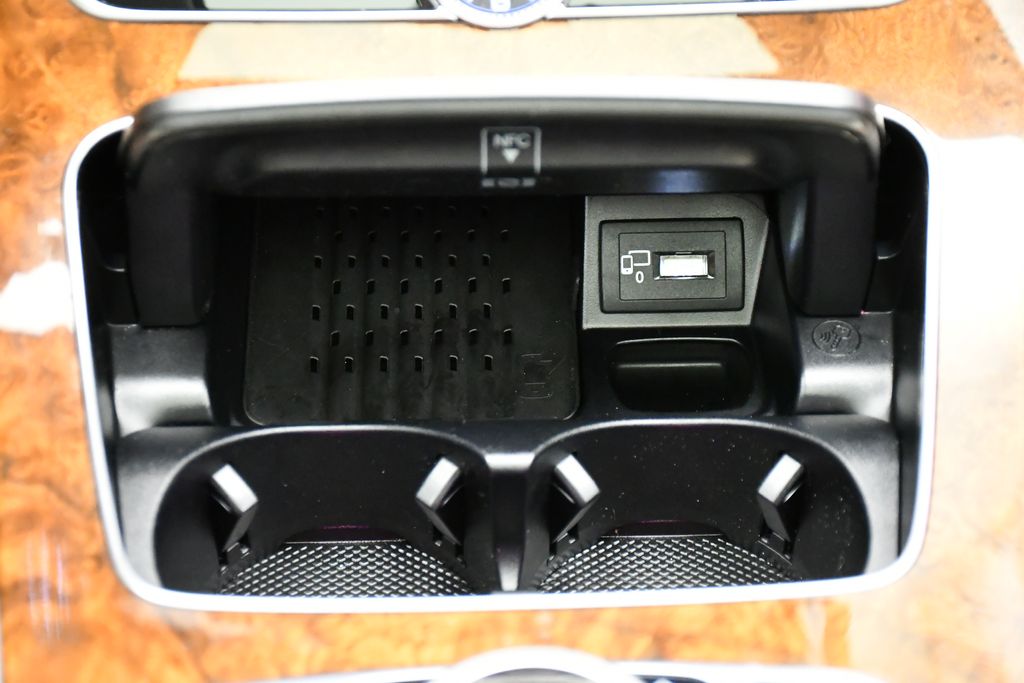 Thumbnail: 2019 Mercedes-Benz E-Class - 30