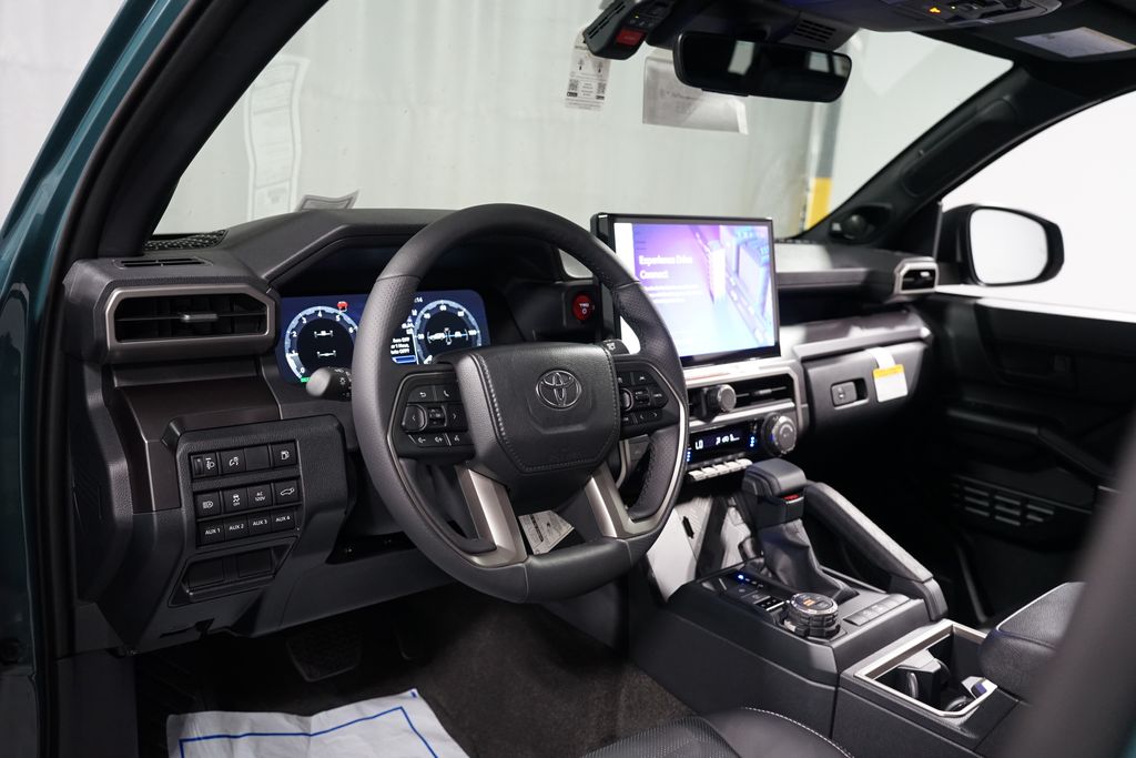 Thumbnail: 2025 Toyota 4Runner - 12