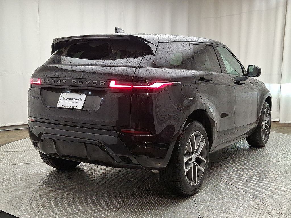 2026 Land Rover Range Rover Evoque Dynamic 3
