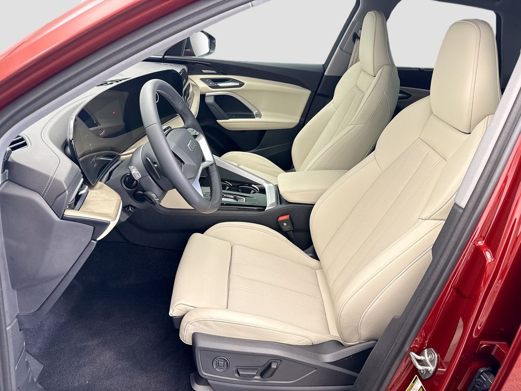 Thumbnail: 2025 Audi Q5 - 18