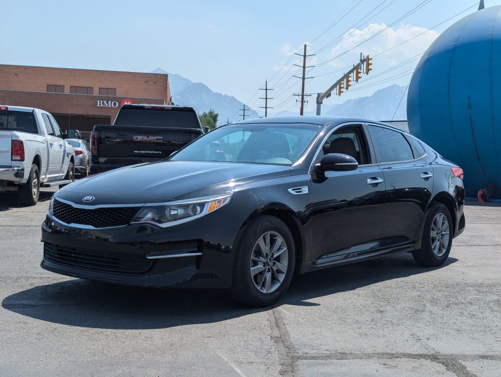 2016 Kia Optima LX 9