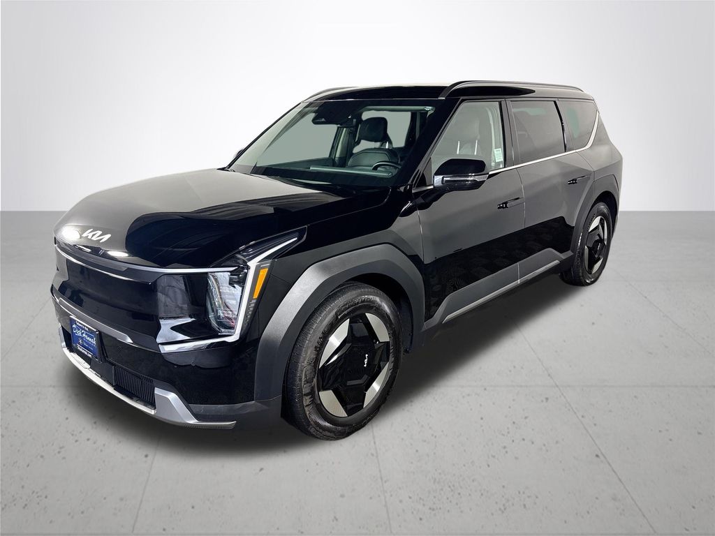 Used 2024 Kia Ev9 Wind with VIN KNDAFFS58R6030114 for sale in Vancouver, WA