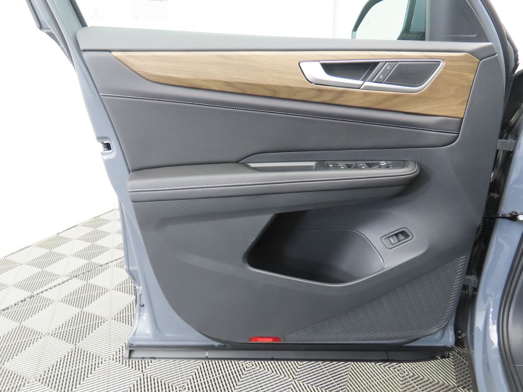 Thumbnail: 2026 Volkswagen Atlas - 24