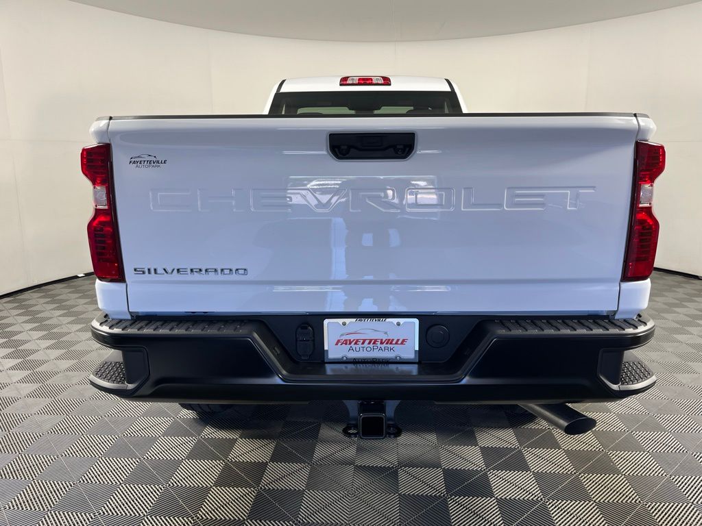 Thumbnail: 2026 Chevrolet Silverado 2500 - 4