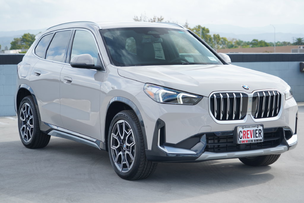 Thumbnail: 2027 BMW X1 - 3