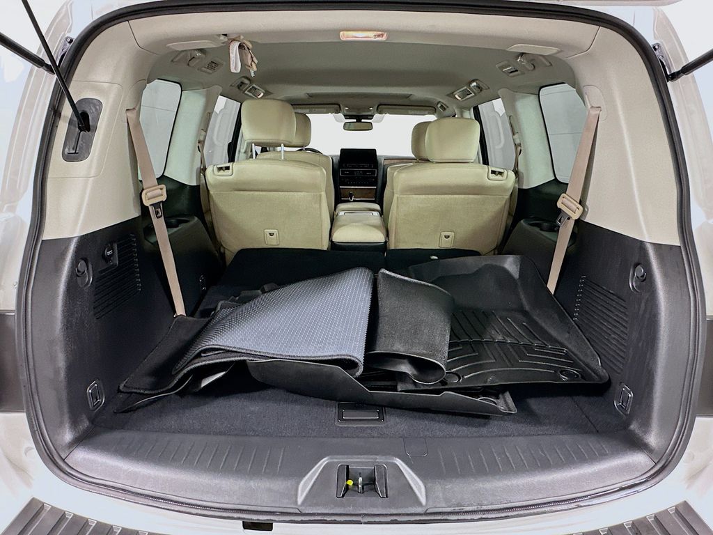 2023 Nissan Armada SL 25