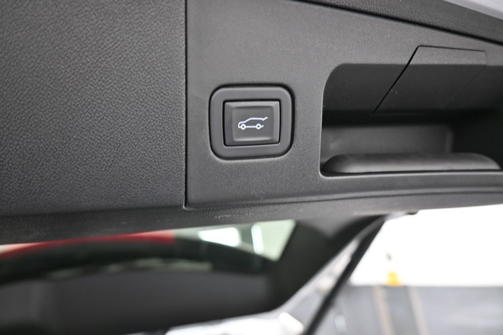 Used 2024 Crystal White Tricoat Cadillac Premium Luxury image 44