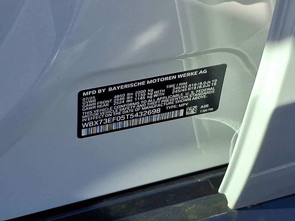 Thumbnail: 2026 BMW X1 - 10