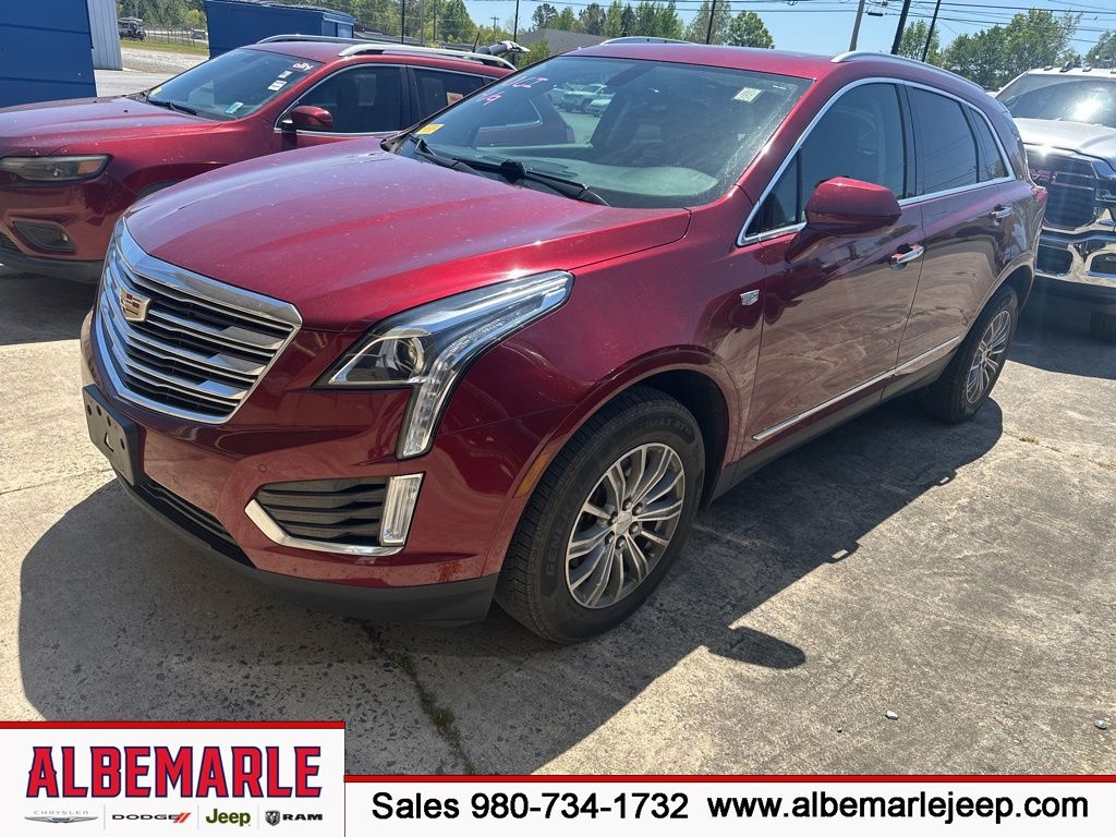 Red Passion Tintcoat 2017 Cadillac XT5 Luxury FWD SUV / Crossover Front-Wheel Drive 8-Speed Automatic