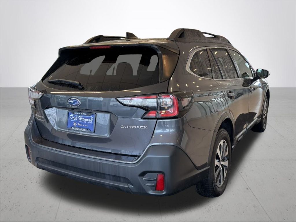 2022 Subaru Outback Premium