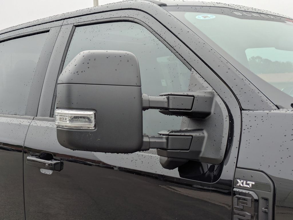 2026 Ford F-250 Super Duty XLT