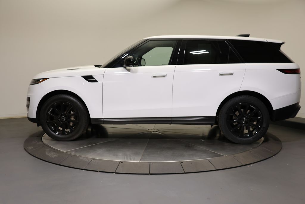 Thumbnail: 2023 Land Rover Range Rover Sport - 2