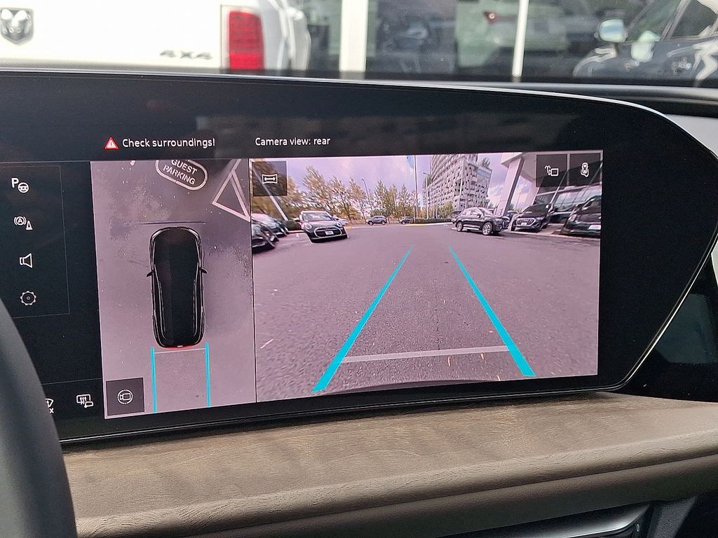 Thumbnail: 2025 Audi Q5 - 14