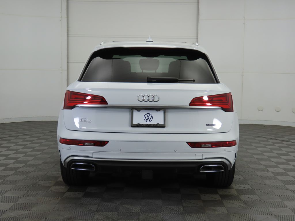 Thumbnail: 2023 Audi Q5 - 6