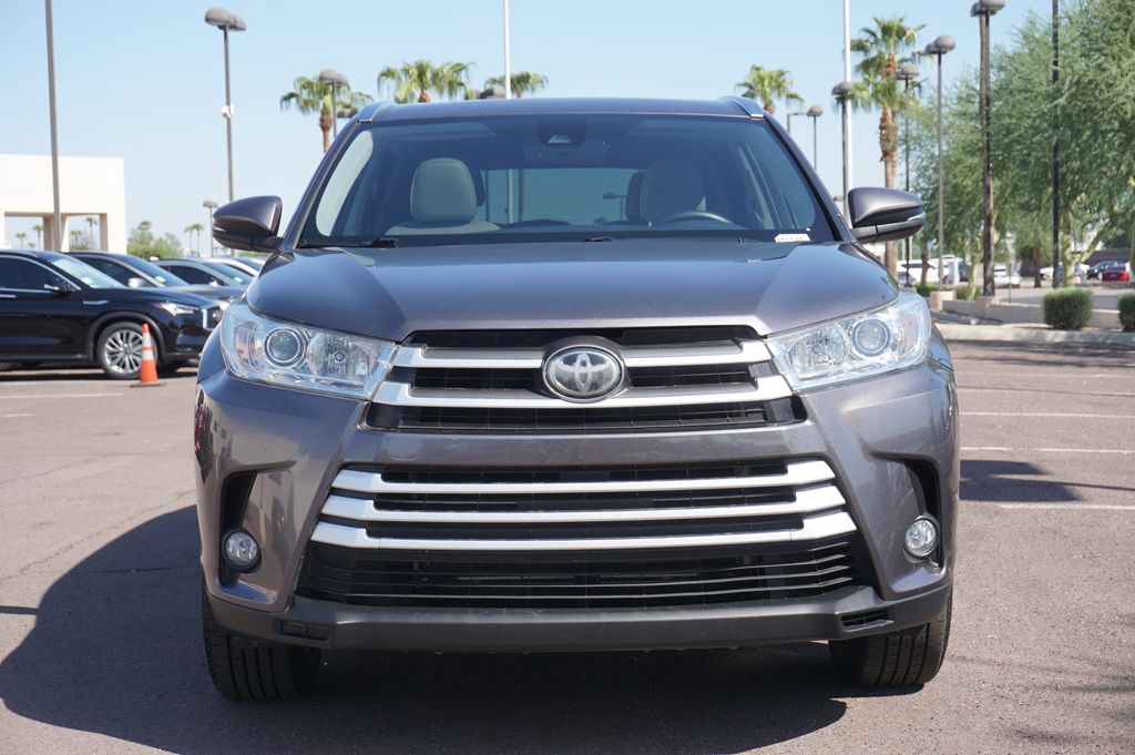 2019 Toyota Highlander XLE 6