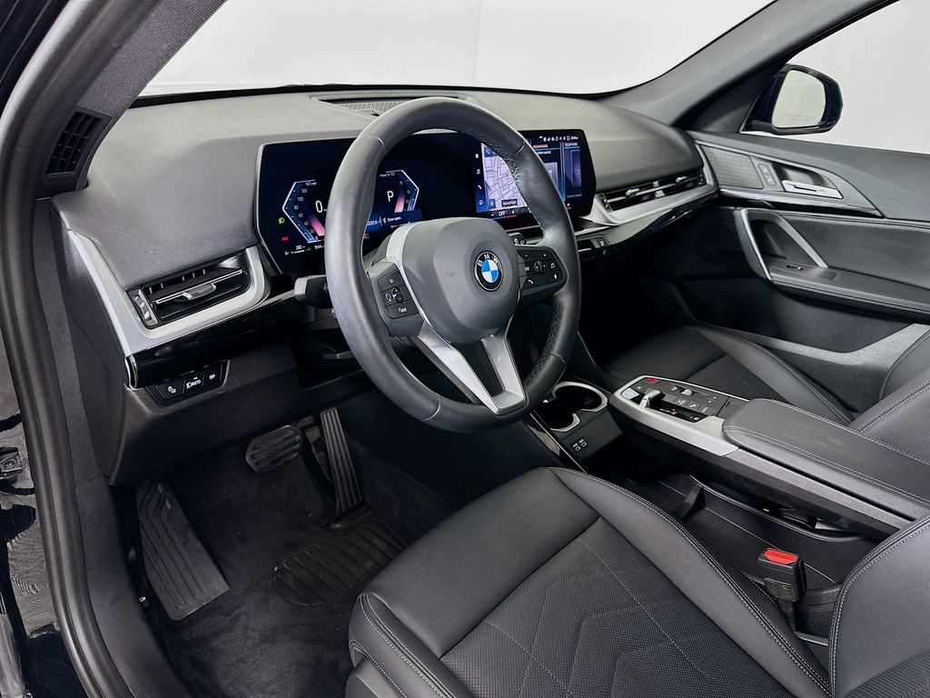 Thumbnail: 2023 BMW X1 - 9