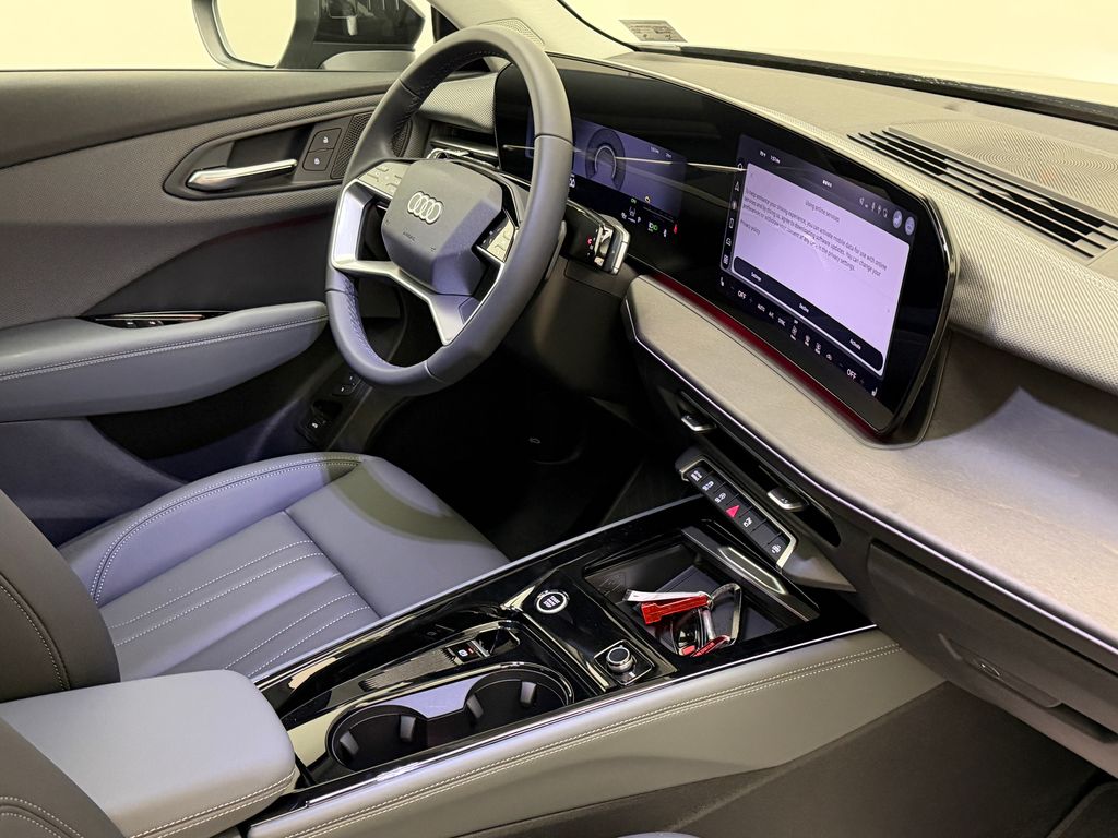 Thumbnail: 2026 Audi Q3 - 10