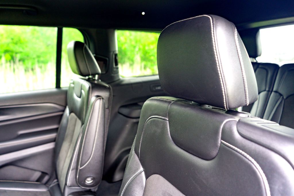 Used Car 2023 Jeep Grand Cherokee L  Altitude For Sale Under $30,000 In Taylor, Texas