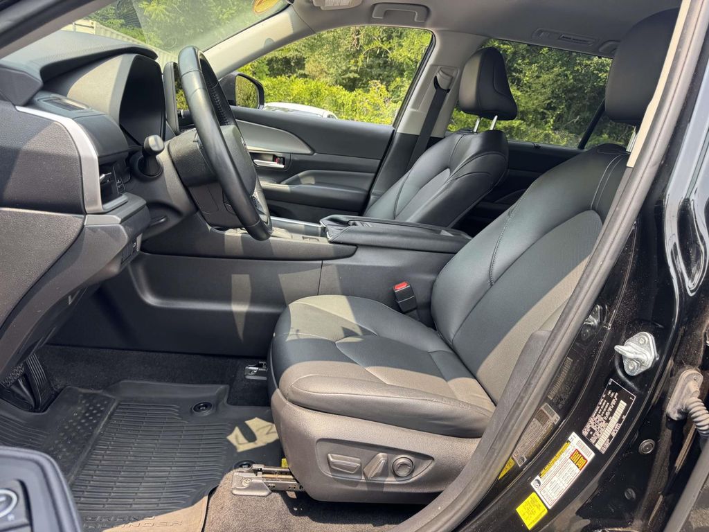Used 2024 Toyota Grand Highlander SUV