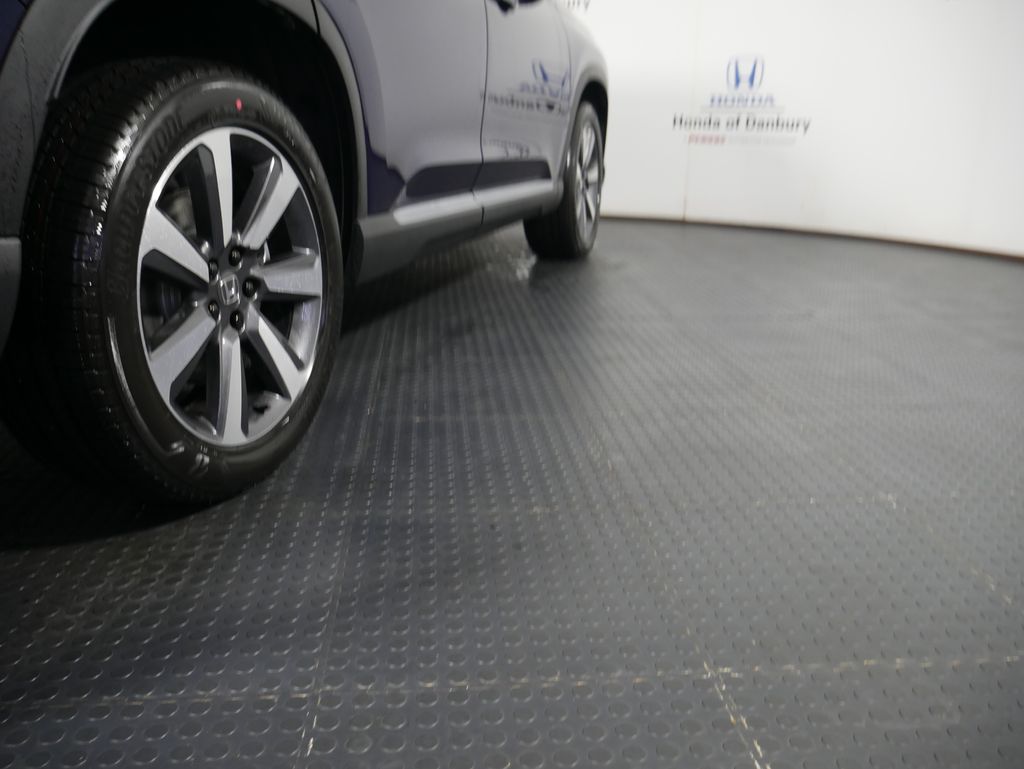 2025 Honda Pilot Touring 4