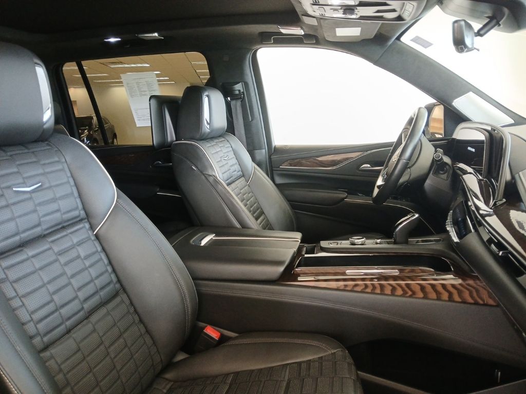 used 2022 Cadillac Escalade ESV car, priced at $73,450