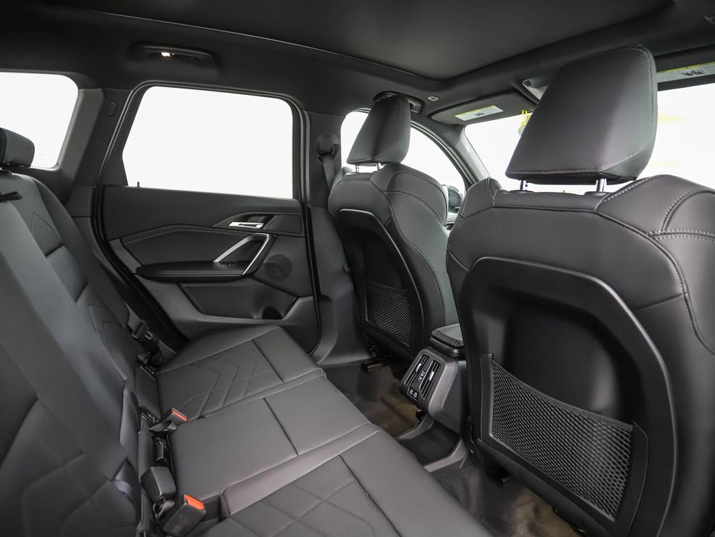 Thumbnail: 2023 BMW X1 - 25