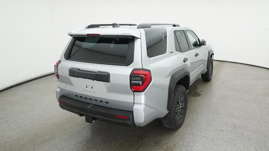 Thumbnail: 2025 Toyota 4Runner - 10