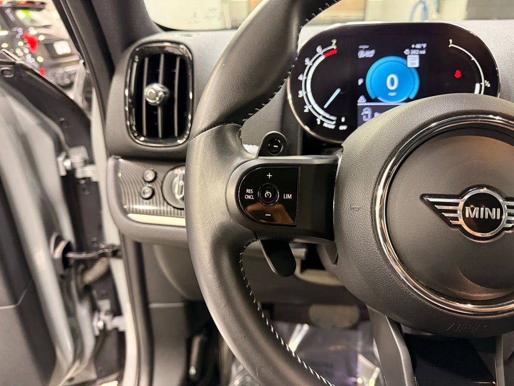 Thumbnail: 2023 MINI Cooper Countryman - 13