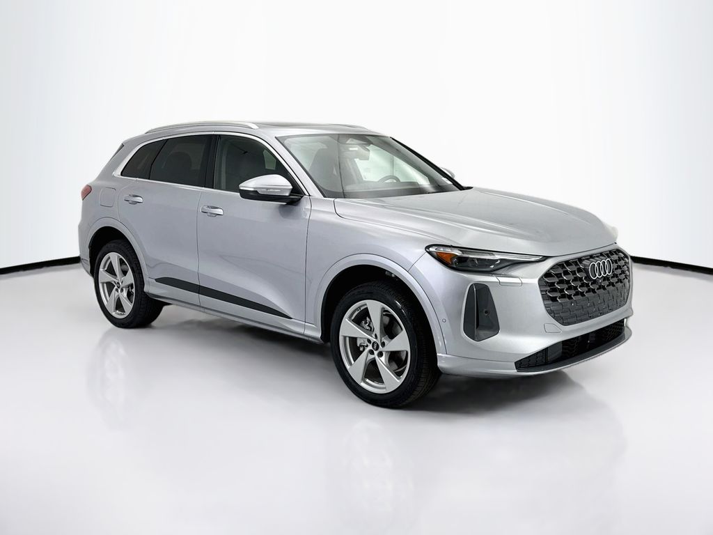 Thumbnail: 2026 Audi Q5 - 3